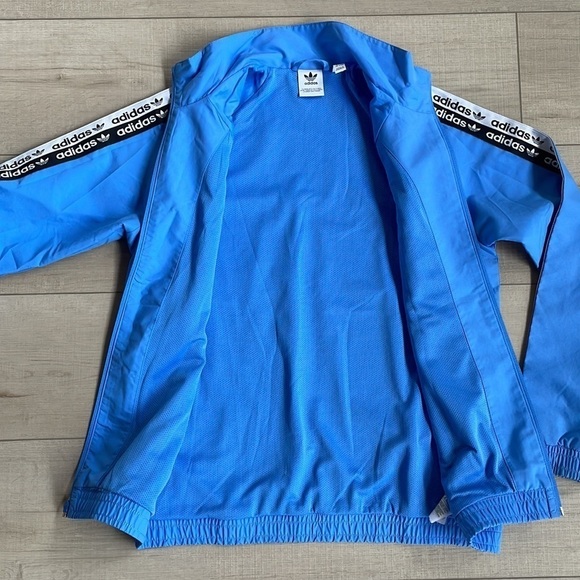 Adidas Youth boys track jacket - Picture 7 of 8